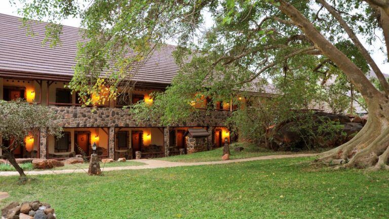 Kenya’s Wild Heart: 7 Days Serena Lodges Safari
