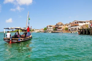 Get to Lamu Island by boat