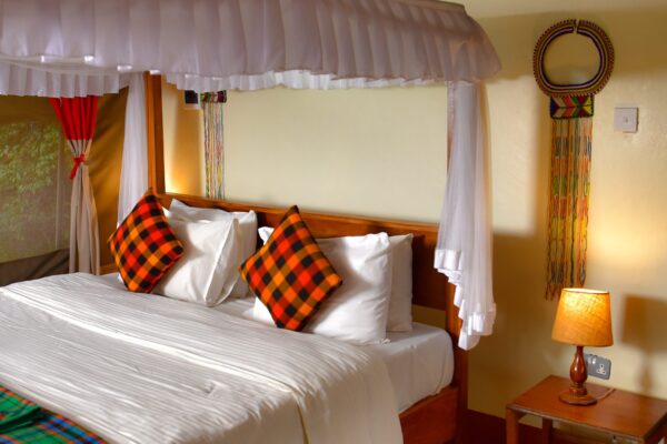 3 Days Masai Mara Superior Budget Shared land cruiser Safari