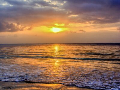 irewolede-XjFZbWWhvl8-unsplash Mombasa Beach, Kenya