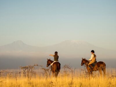 horseback safari in ol donyo Ol Donyo luxury safari lodge kenya - Horseback safari in Kenya
